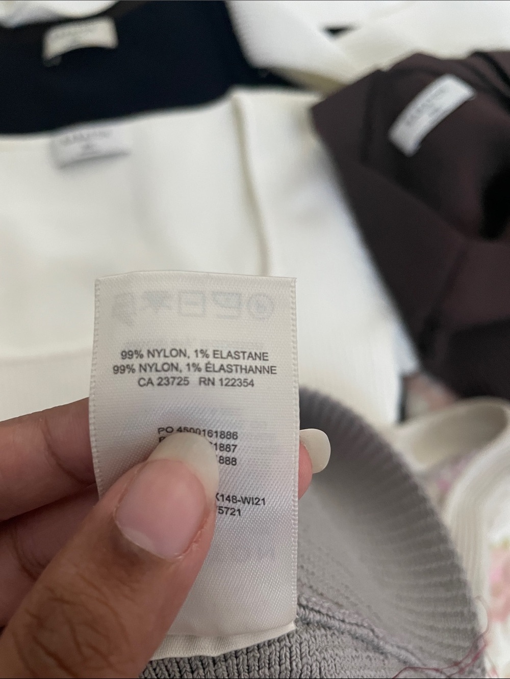 bundle of aritzia babaton sculpt knit tops - Picture 6 of 6